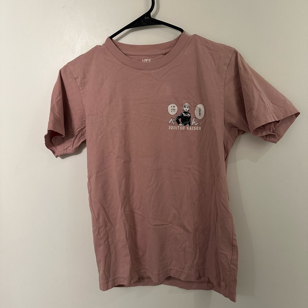 xxs Jujutsu Kaisen shirt from Uniqlo with Kugisaki graphic
